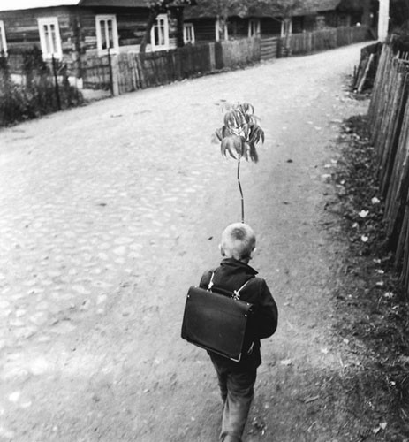1969_Kaimo gatve. vaikyste.jpg